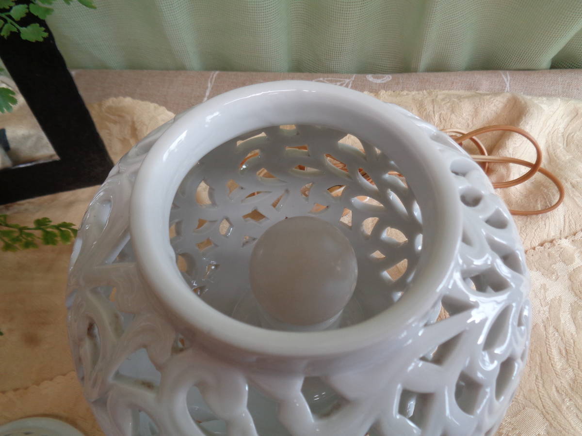 陶器ランプ　透かし　レトロ　テーブランプ　癒し　中古品_画像6