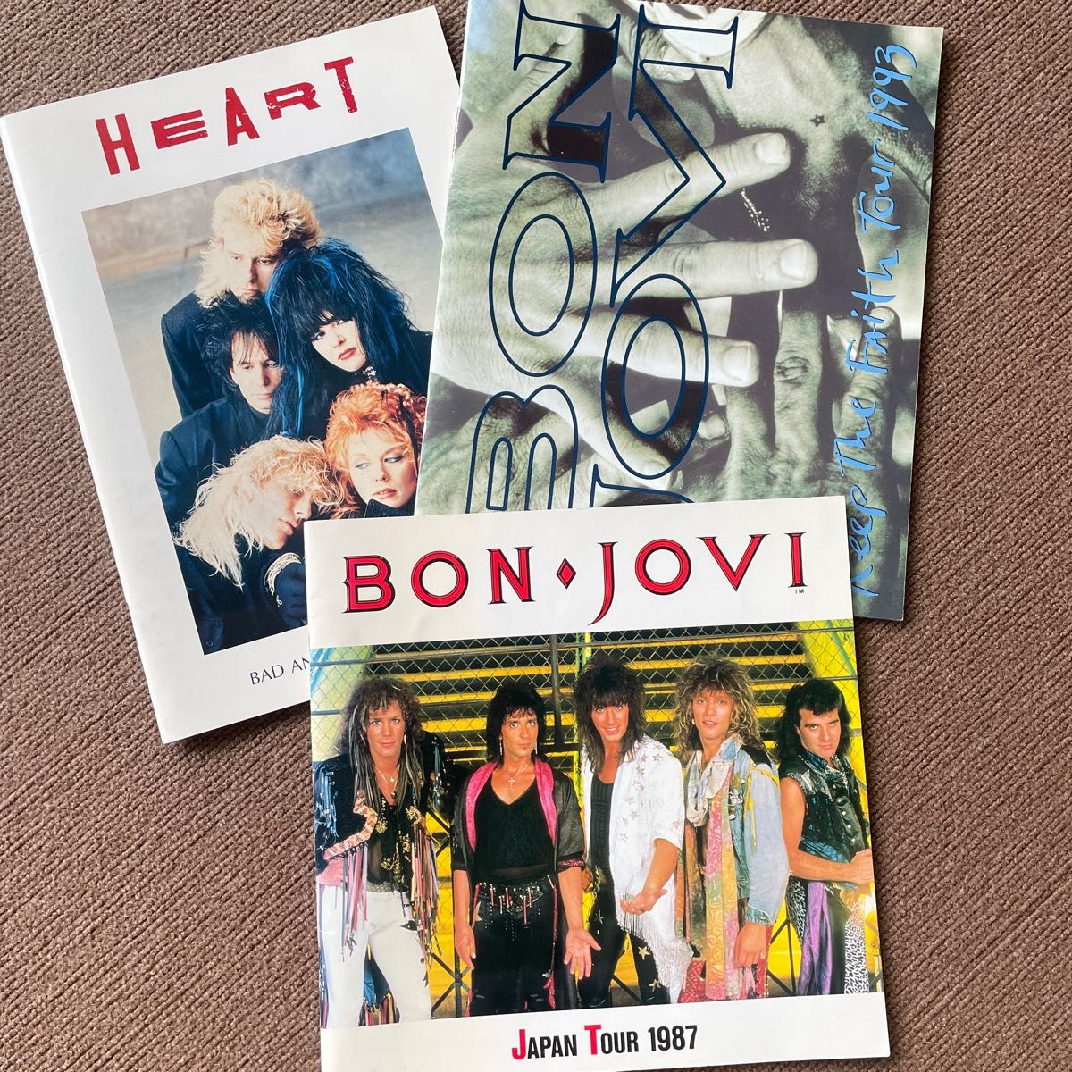 BON JOVI パンフレット 3冊 ツアーパンフレット】3冊セット BON JOVI 1987 1993/HEART 1988