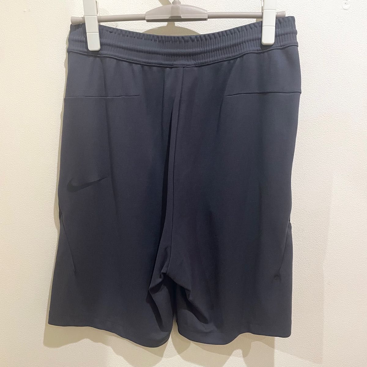 NIKE テックニットショートパンツ グレー AR1583-060|Yahoo NIKE テックニットショートパンツ グレー AR1583-060|Yahoo