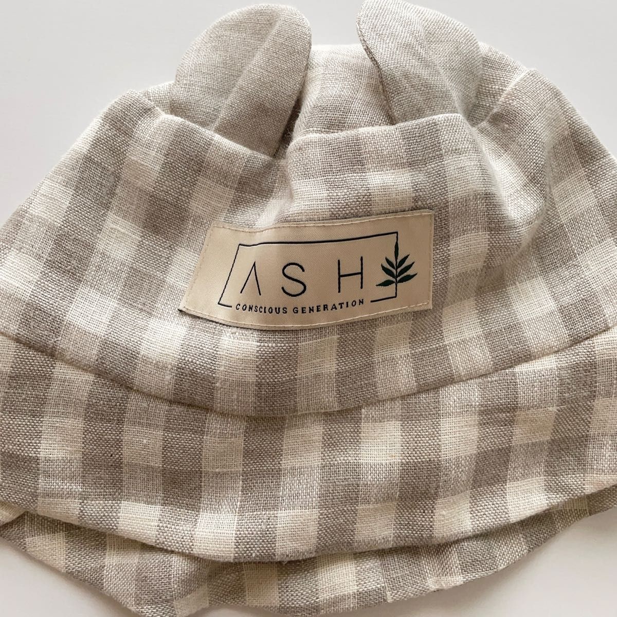 《 ASH GENERATION 》bear hat × straight  /  white gingham / natural