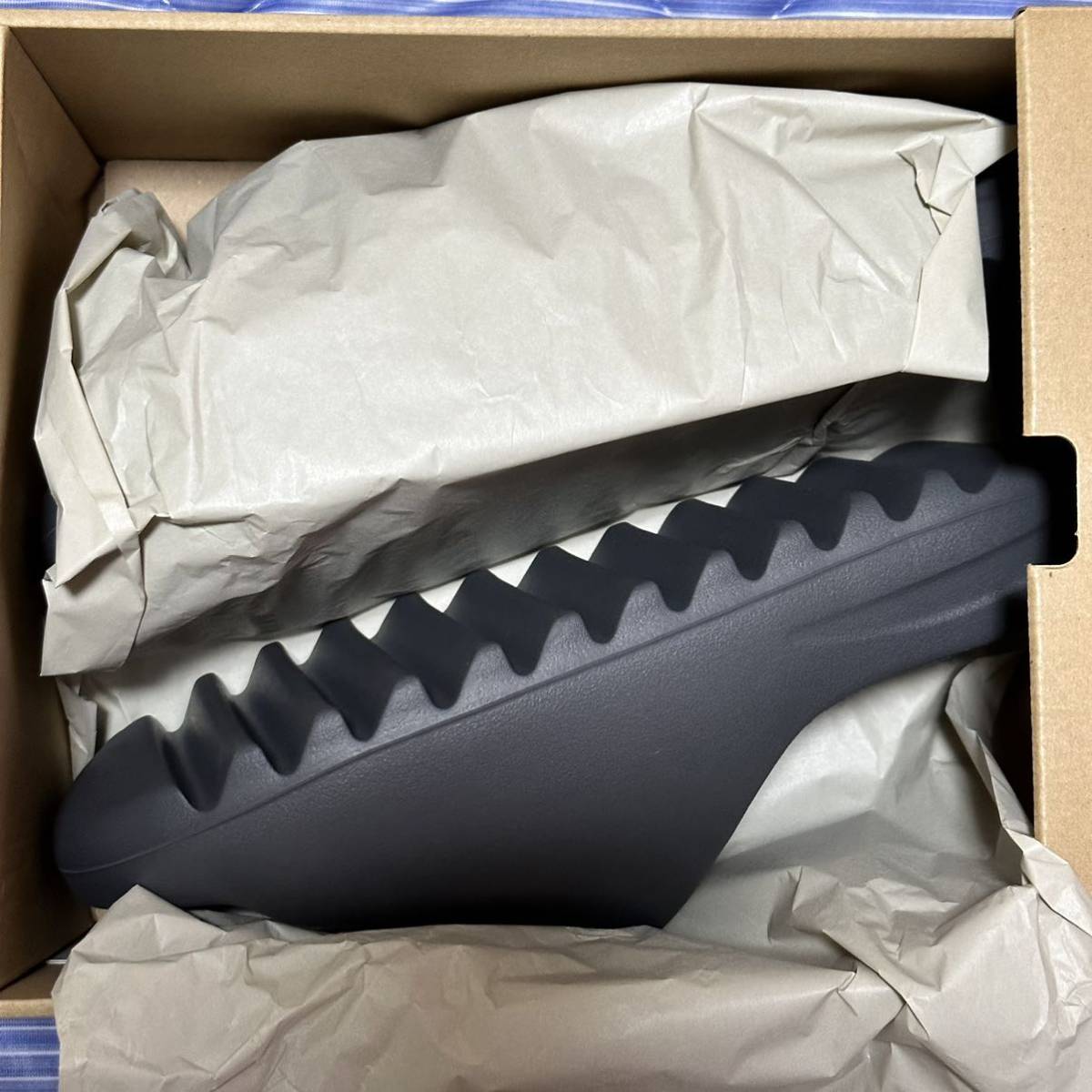 完成品 adidas YEEZY Slide Slate Grey ID2350 27.5 新品未使用 イージースライド 27.5cm 