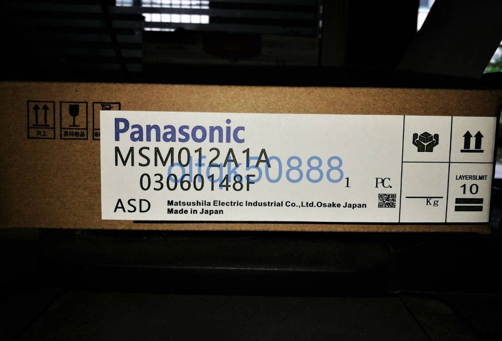 新品◆税込 東京発 代引可◆Panasonic サーボモーター MSM012A1A 【６ヶ月保証】_画像1
