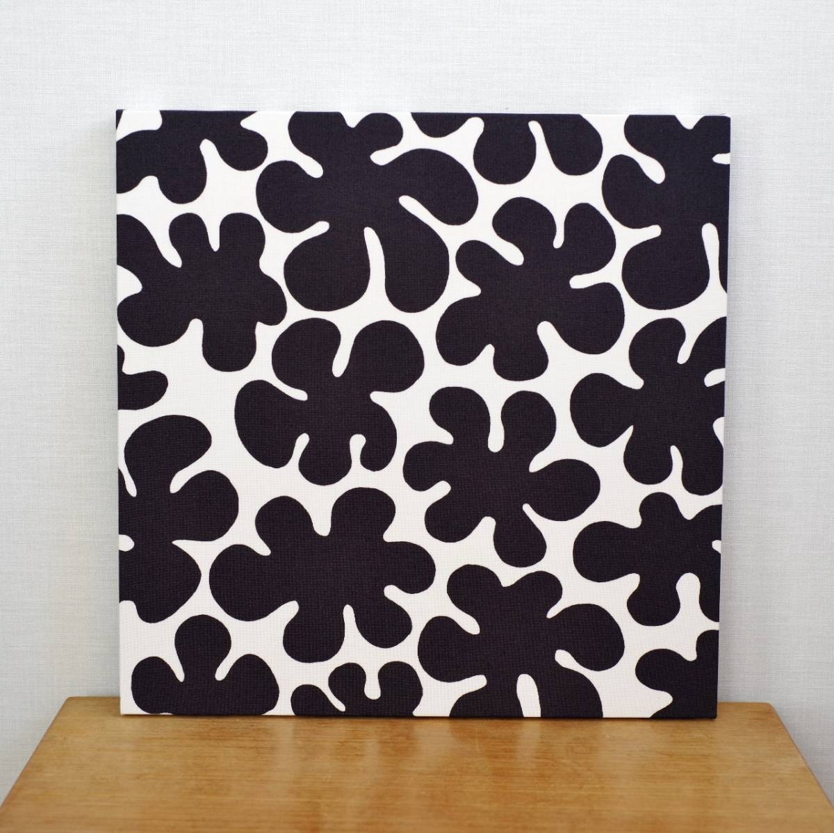 ファブリックパネル 北欧 Marimekko マリメッコ Paprika パプリカ 30×30cm アートパネル インテリア 壁掛け 生地 輸入_画像1