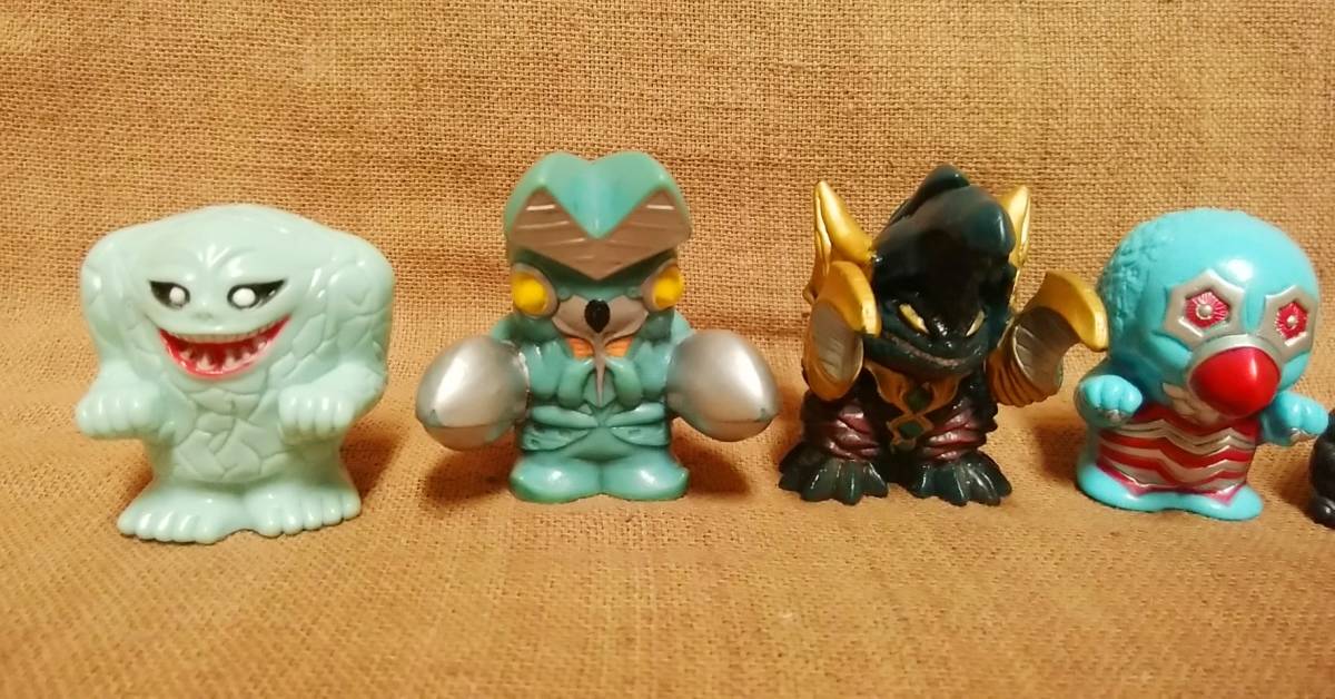 ウルトラマン・ウルトラ怪獣 指人形 ミニフィギュア まとめ売り あっきー ウルトラマンアーク 指人形 Amazon | 円谷 ウルトラ怪獣ミニ