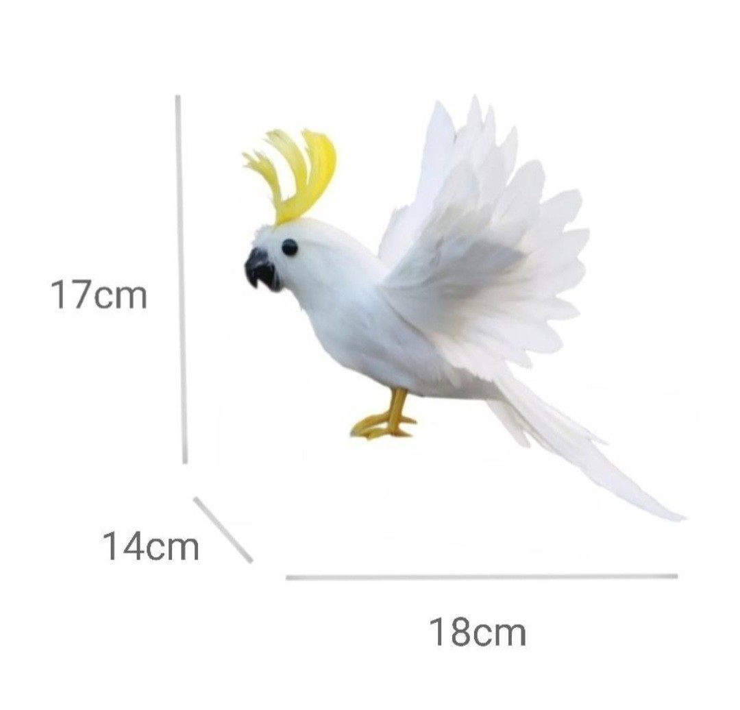 鳥の置物　白いオウム　羽ばたくキバタン　鳥の雑貨　HANAKO