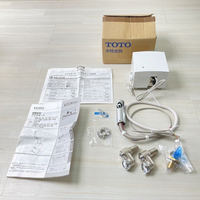 TENA126A 自動水栓 壁付 アクアオート 洗面水栓 TOTO 【未使用 開封品】 ■K0036947_画像1