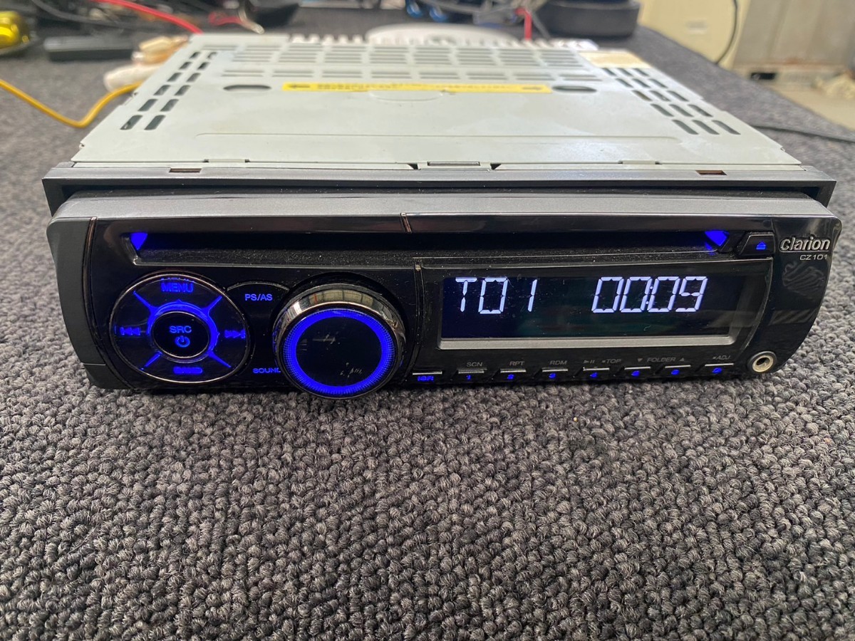  Clarion CD player CZ101 R5081006