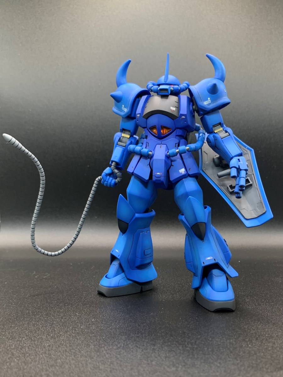 送料無料 1/144 HGUC グフ リバイブ版（MS-７B）塗装済み完成品 機動