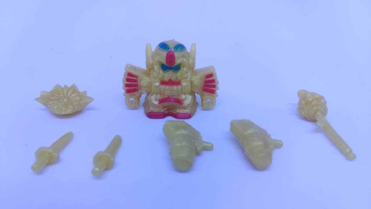千生将軍(金色彩色版) 成型色ゴールド ガン消し ガシャポン 千生将軍(金色彩色版) 成型色ゴールド ガン消し ガシャポン
