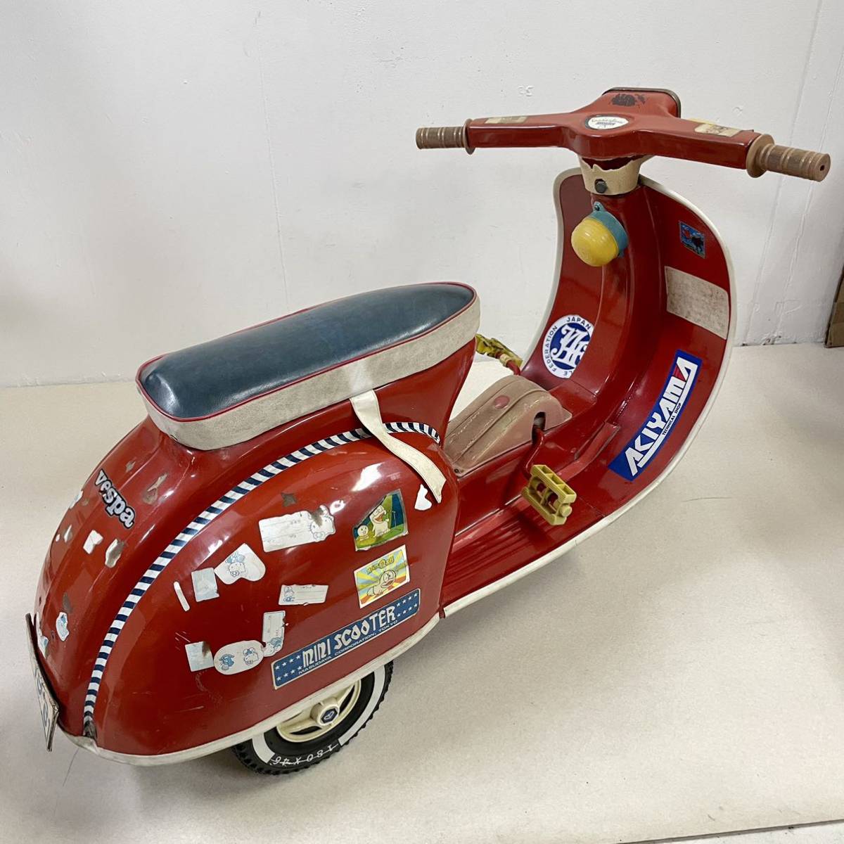 当時物 vespa ベスパ 金属製 ペダルカー 足漕ぎ 三輪車 子供用 ブリキ