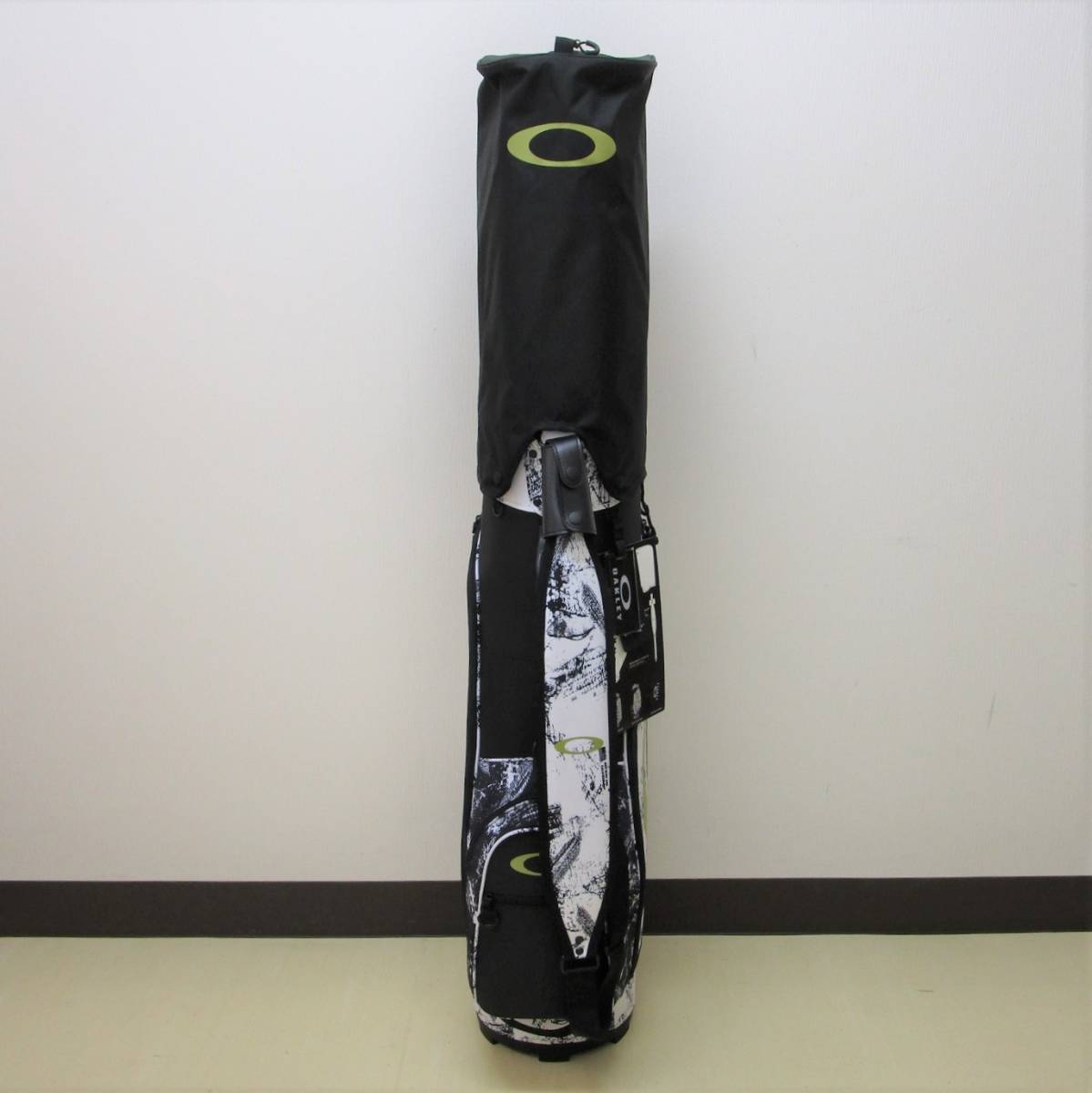 オークリー GOLF BAG 17.0 10J FOS901377 ホワイトゲオプリント