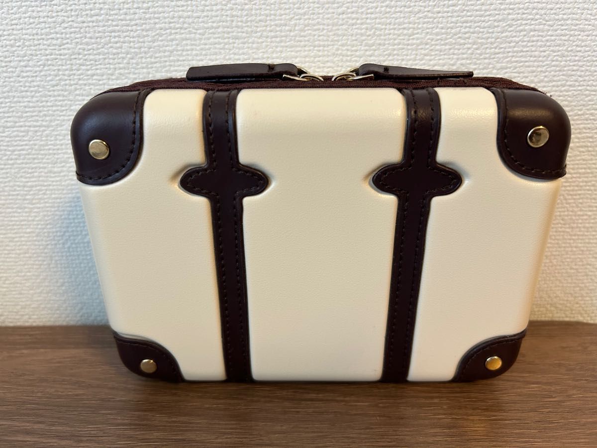 新品未使用】ANA ファーストクラスアメニティセット グローブ 新品未使用】ANA ファーストクラスアメニティセット グローブ