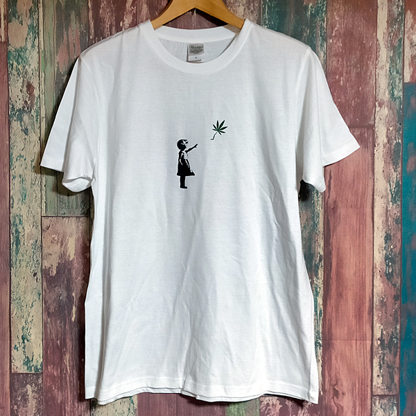 送込 バンクシー　大麻と少女　Banksy？　半袖Tシャツ　白　2XLサイズ_画像1