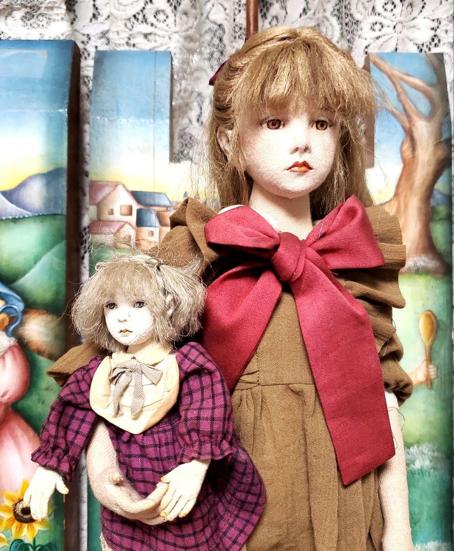 【保障できる】 1980年代後半　小林美枝子さん制作 創作人形①お人形を抱えた少女 手作り人形