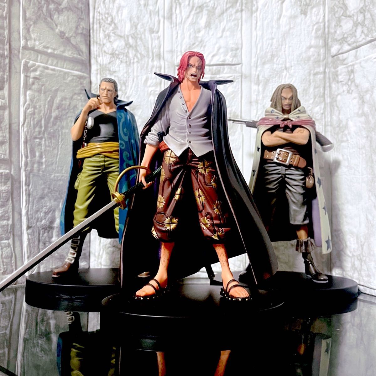 希少品】ワンピース DXフィギュア THE GRANDLINE MEN シャンクス 希少品】ワンピース DXフィギュア THE GRANDLINE MEN シャンクス