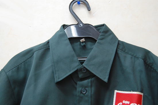 保管品 CocaCola TAIWA 長袖シャツ Lサイズ 深緑 Enjoy ワッペン 制服