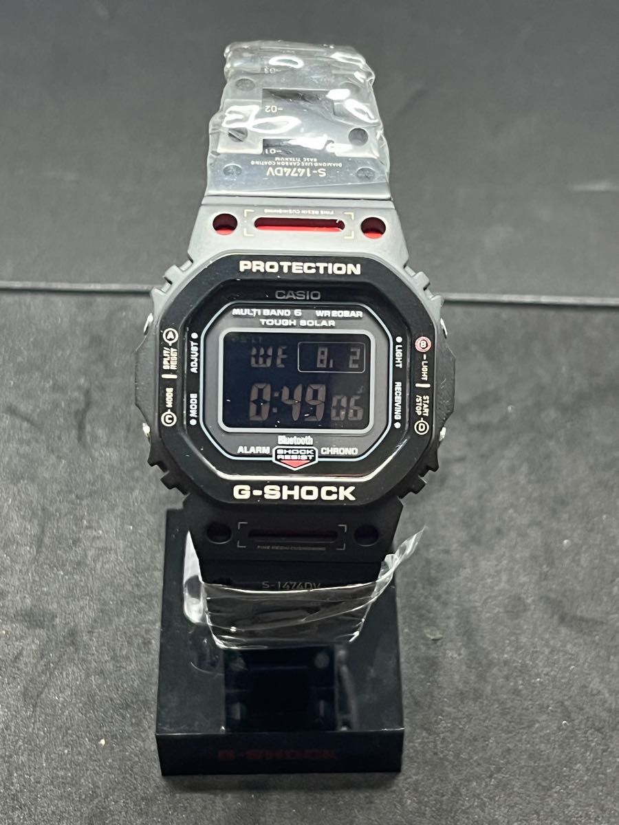 G-SHOCK GW-B5600HR極美品　GMW-B5000 TVA風チタンベルトベゼルカスタム　電波ソーラー　メタルバンド