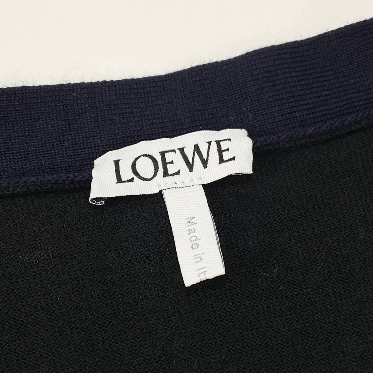 極美品 LOEWE ロエベ クローバー Lロゴ刺繍 クロップド 極美品 LOEWE ロエベ クローバー Lロゴ刺繍 クロップド