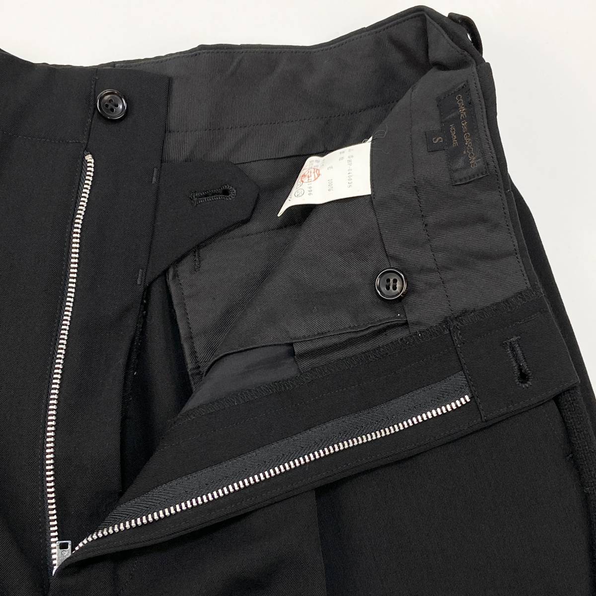 COMME des GARCONS HOMME コムデギャルソンオム AD1996 ウールギャバ 側章 1タッククロップドパンツ HP-04003S S スラックス サイドライン|Yahoo!フリマ(旧PayPayフリマ) COMME des GARCONS HOMME コムデギャルソンオム AD1996 ウールギャバ 側章 1タッククロップドパンツ HP-04003S S スラックス サイドライン|Yahoo!フリマ(旧PayPayフリマ)