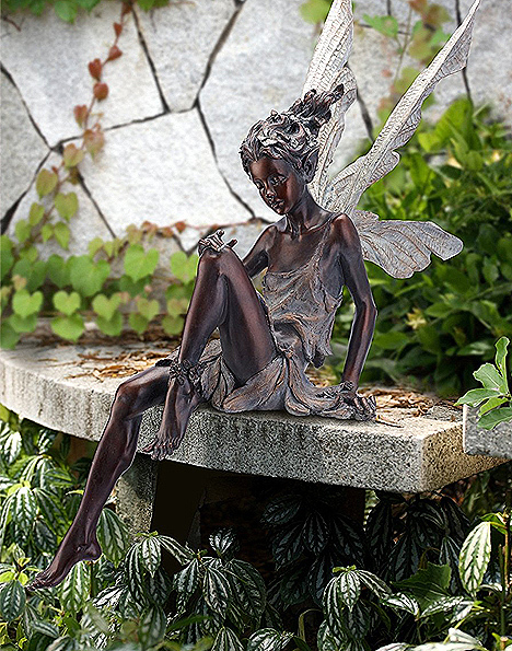 座っている妖精 フェアリー ガーデン彫像 高さ約61ｃｍ/ ガーデニング 園芸 庭園 エントランス 広場 噴水 作庭 プレゼント 贈り物 (輸入品