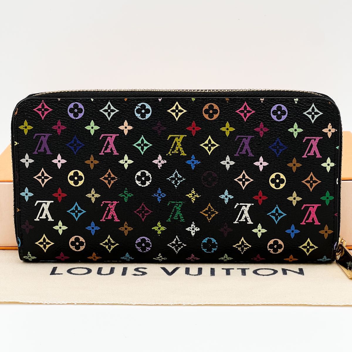 希少 LOUIS VUITTON ルイヴィトン モノグラム マルチ ジッピー 希少 LOUIS VUITTON ルイヴィトン モノグラム マルチ ジッピー