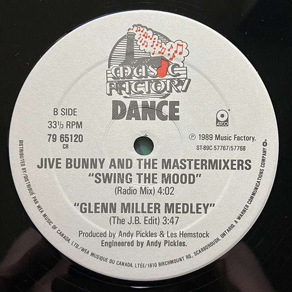 Jive Bunny And The Mastermixers / Swing The Mood [Music Factory 79 65120] カナダ盤 SWING JAZZ ロカビリー MEGAMIXの画像4