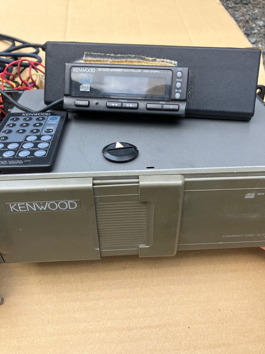 KENWOOD カーオーディオ 旧車 カセット・CDチェンジャージャンク KENWOOD カーオーディオ 旧車 カセット・CDチェンジャージャンク