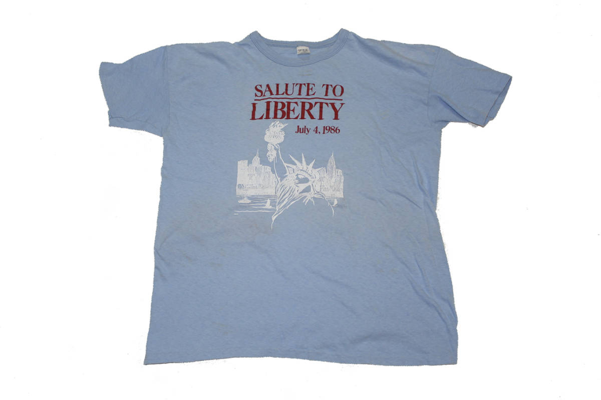 VINTAGE NYC SALUTE TO LIBERTY TEE SIZE XL MADE IN USA ニューヨーク Tシャツ_画像1