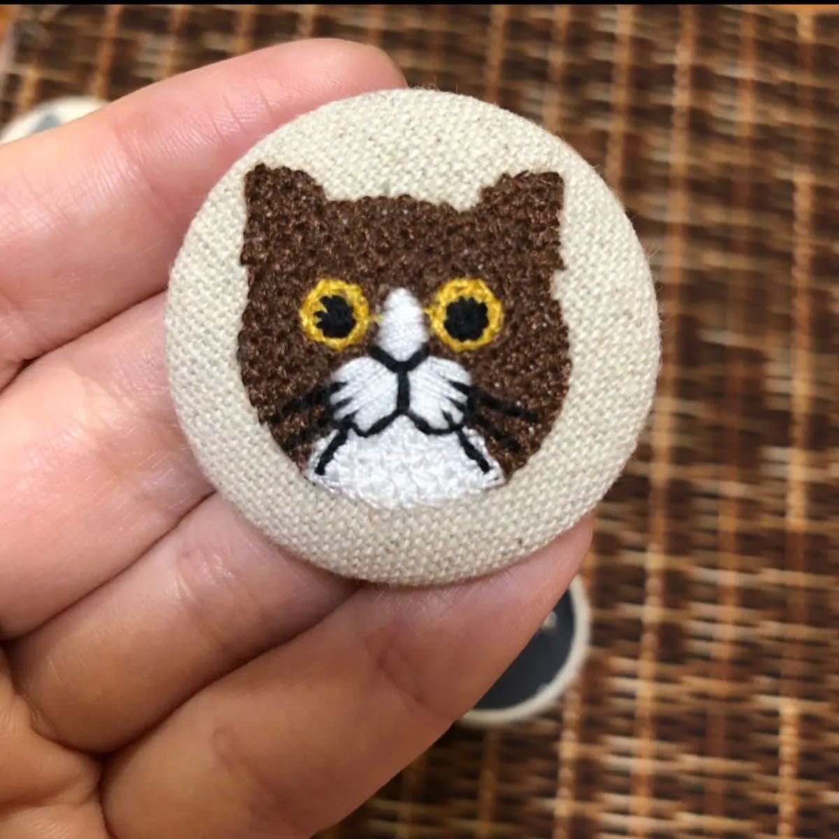 ハンドメイド 猫 刺繍生地 ブローチ 4個セット ねこ ネコ CAT gp ハンドメイド 猫 刺繍生地 ブローチ 4個セット ねこ ネコ CAT gp