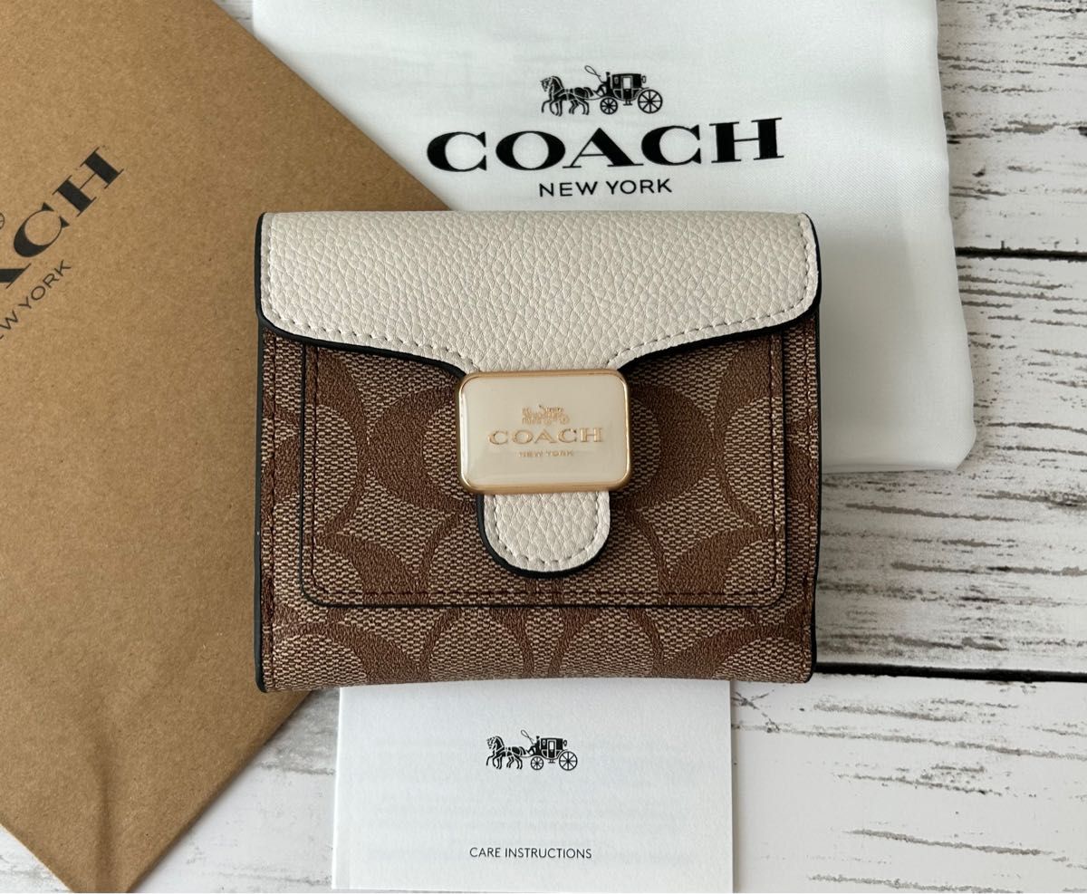 新品未使用】COACH コーチ二つ折り財布 ホワイトシグネチャー｜PayPay