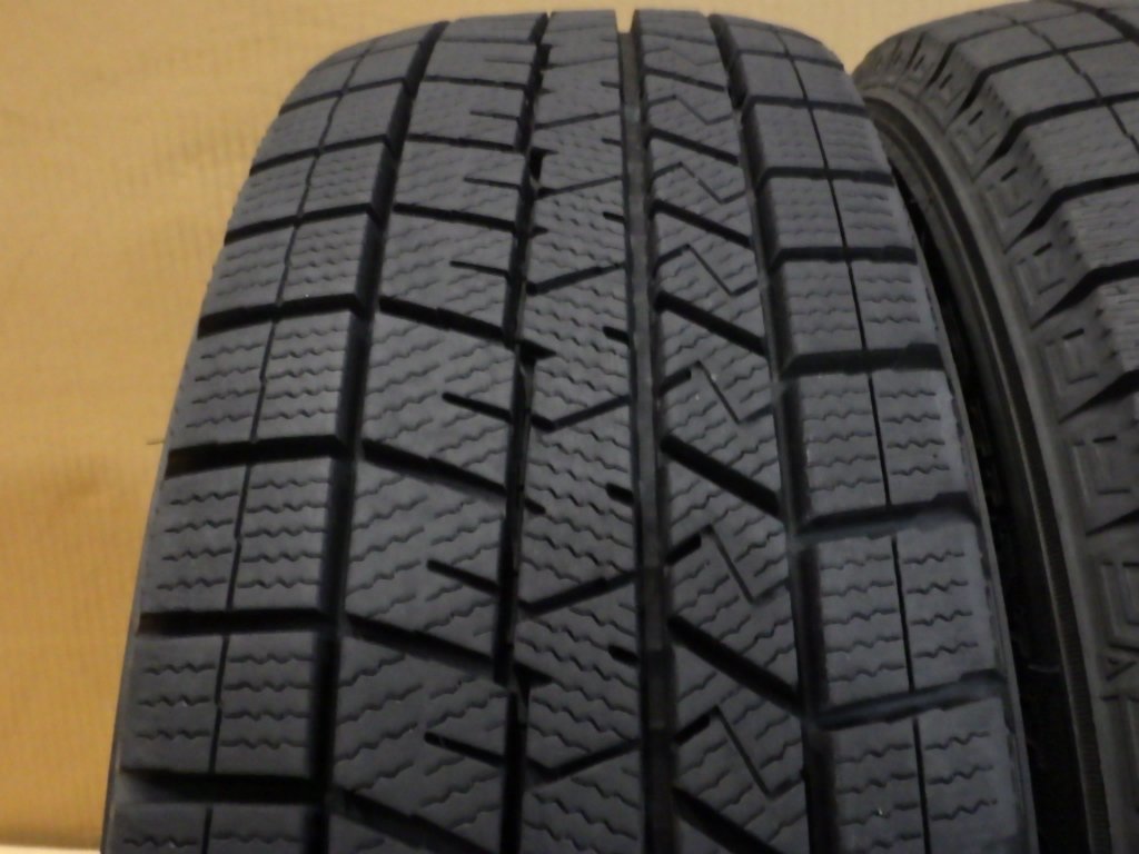 [石] 175/65R14 DUNLOP/ダンロップ WINTER MAXX03 2021年製 スタッドレスタイヤ 4本セット 個人宅不可 北海道発 ■ 中古品 ■_画像2