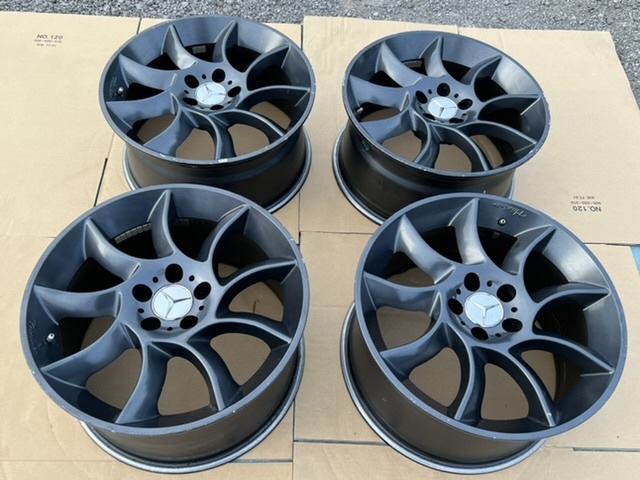 中古ホイール４本セット    タイプ ×