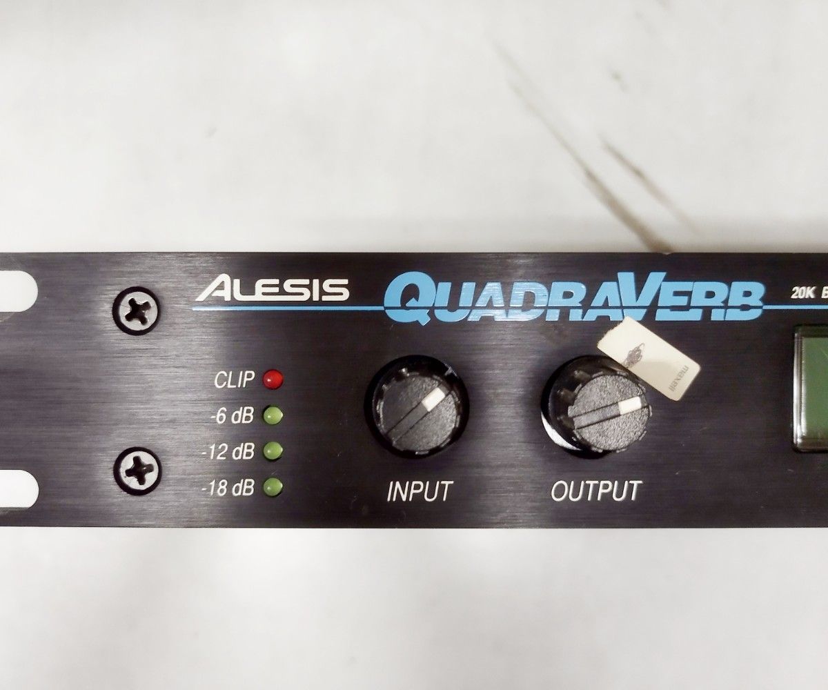 名機 アレシス ALESIS QUADRAVERB ラックマウント マルチ 名機 アレシス ALESIS QUADRAVERB ラックマウント マルチ