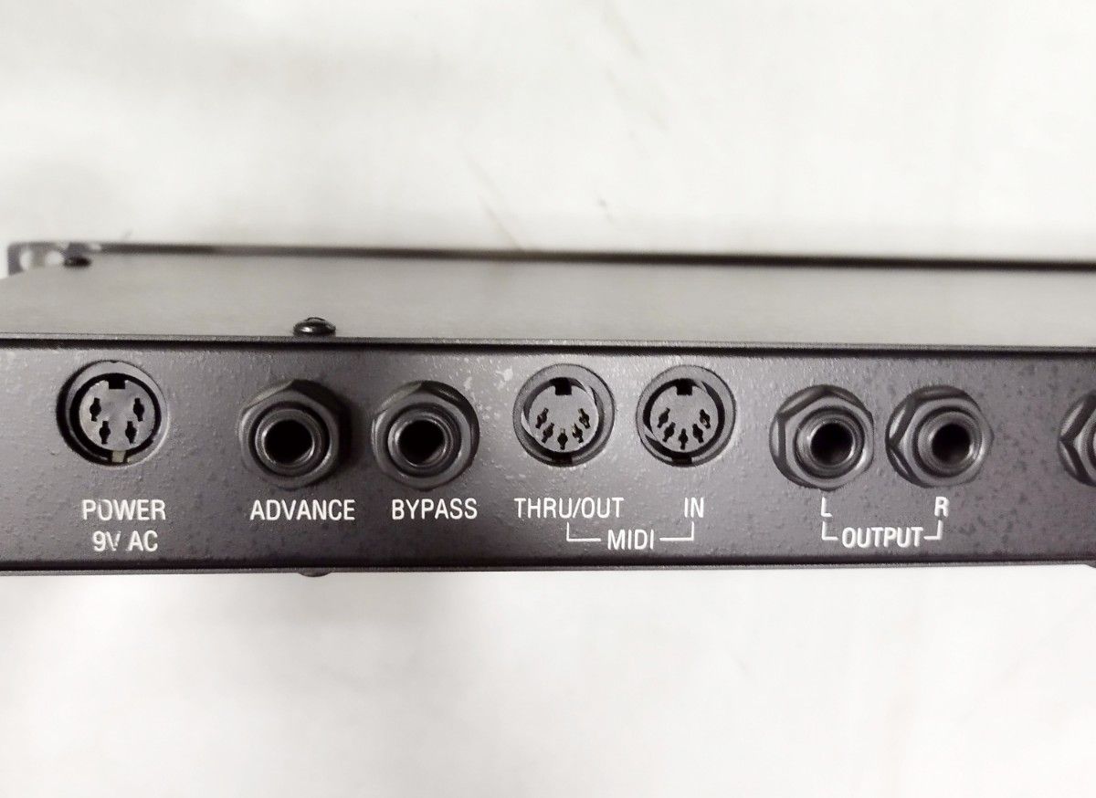 名機 アレシス ALESIS QUADRAVERB ラックマウント マルチ 名機 アレシス ALESIS QUADRAVERB ラックマウント マルチ