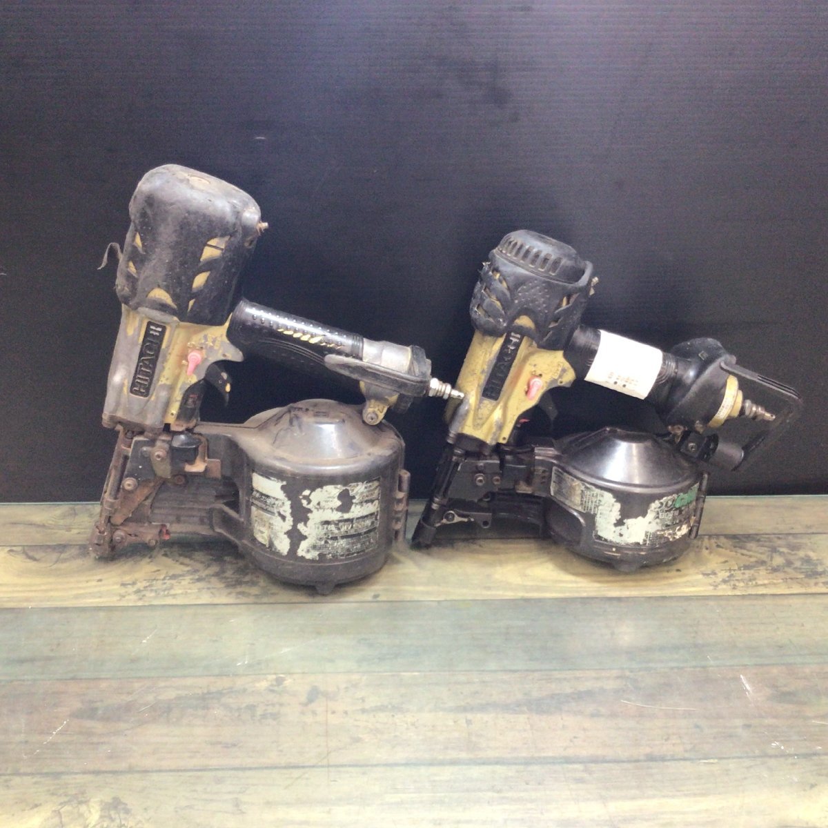 ジャンク品】ハイコーキ(HIKOKI ※旧:日立工機) 高圧エア釘打ち機 2台