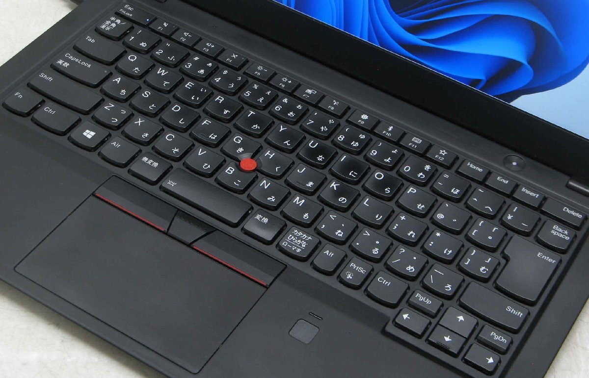 Lenovo ThinkPad X1 Carbon 20KH-004UJP ■ i5-8250U/SSD/無線/Webカメラ/高解像度/第8世代/最新OS搭載/Windows11 ノートパソコン #20_Lenovo ThinkPad X1 Carbon 20KH-004UJP