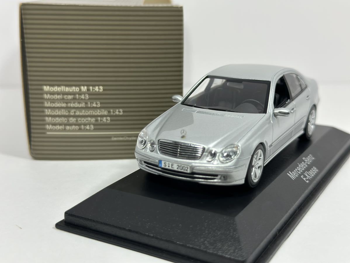 送料無料 中古品 1/43 メルセデスベンツ W211 Eクラス シルバー 送料無料 中古品 1/43 メルセデスベンツ W211 Eクラス シルバー