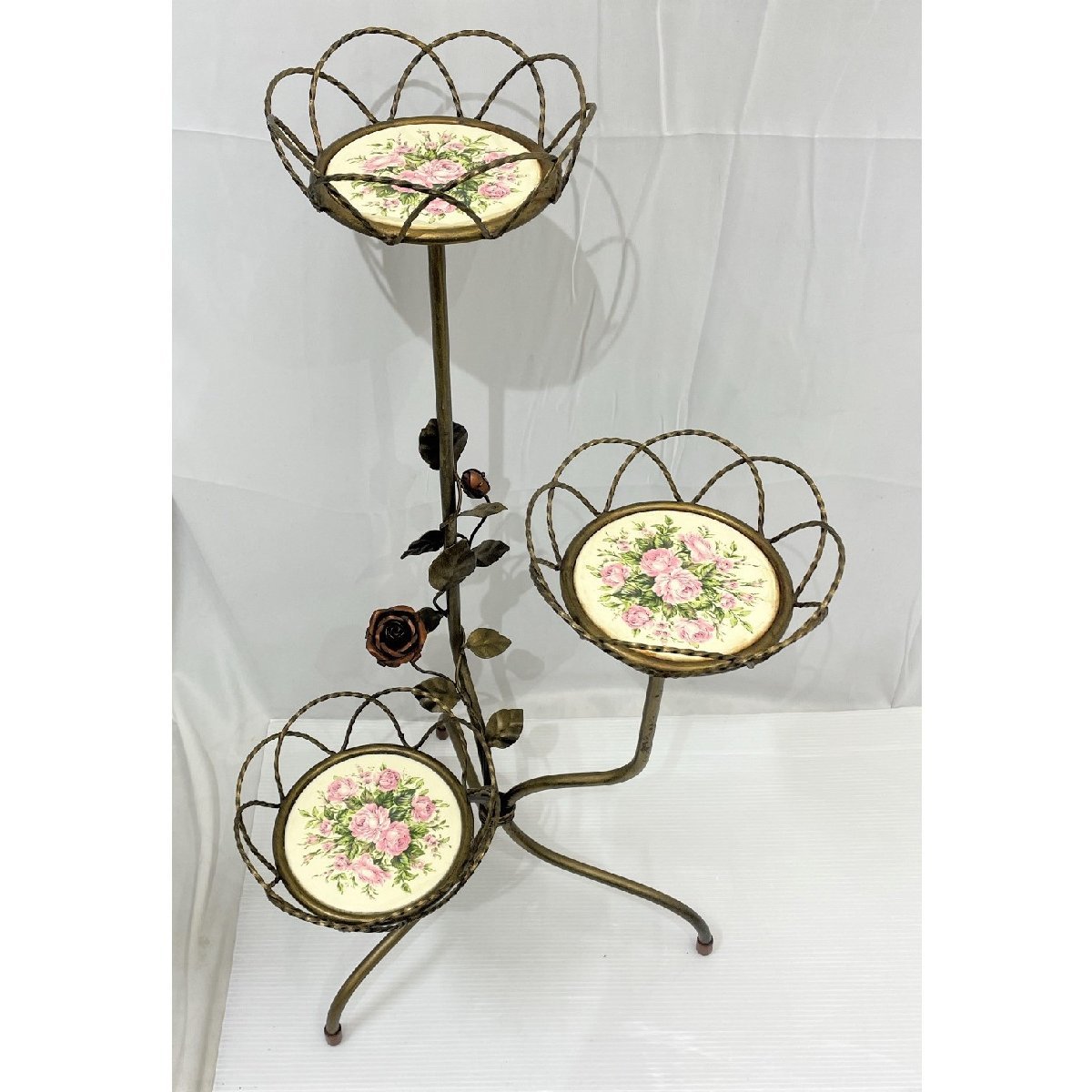  price decline gardening stand for flower vase iron rose 2 pcs. set flower stand antique Gold [ road comfort Sapporo ]