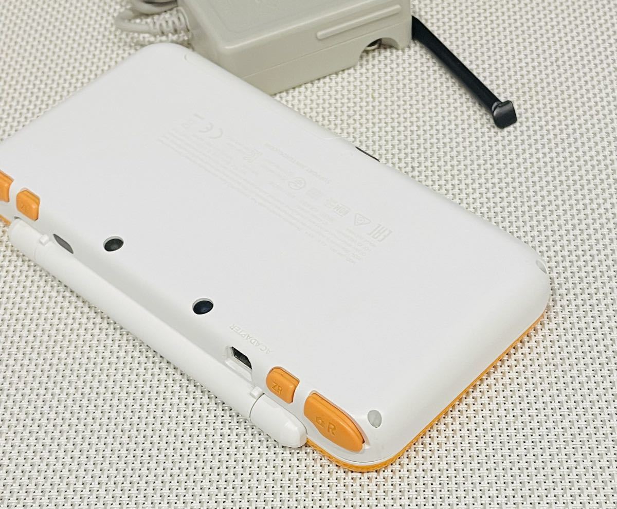 newニンテンドー2DSLL ホワイトオレンジ　本体動作品　送料無料　付属品付き　任天堂3DS Nintendo