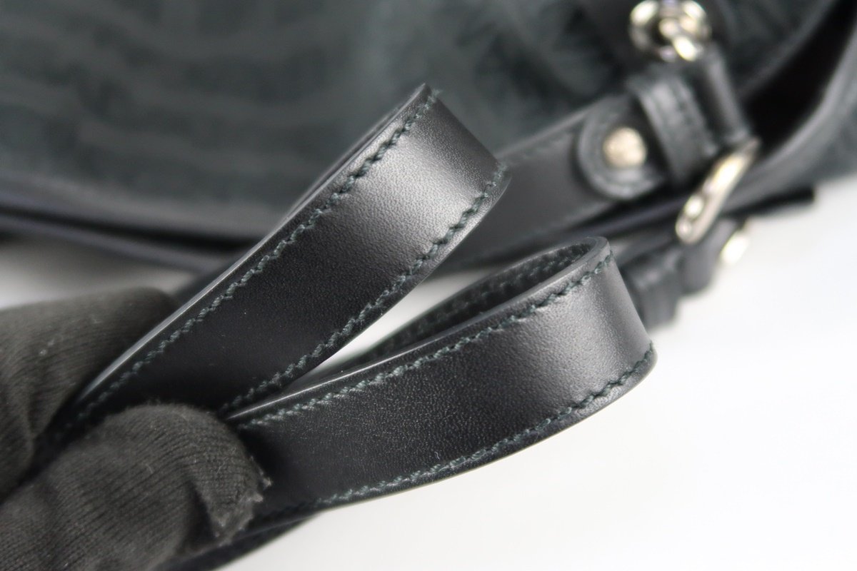 【超美品】Ferragamo フェラガモ キャンバス ハンドバッグ ブラック ブランド鞄【OS86】_画像8