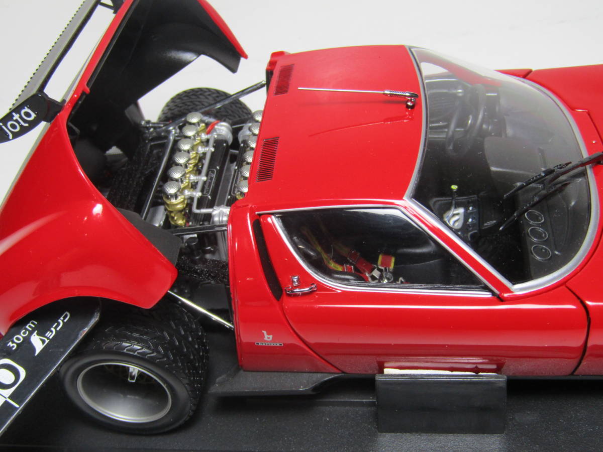 Lamborghini Jota 1/18 ランボルギーニ イオタ SVR RED V12 1971 Bertone ベルトーネ デザイン KYOSYO Collection 京商 イタリア 名車_画像3