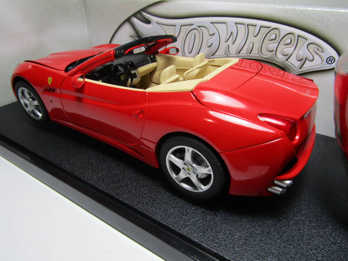 Ferrari California 1/18 フェラーリ カリフォルニア TOP取り外し可能 スパイダー 美品 カロッツェリア エンツォ ENZO マラネッロ F40 F50_画像2