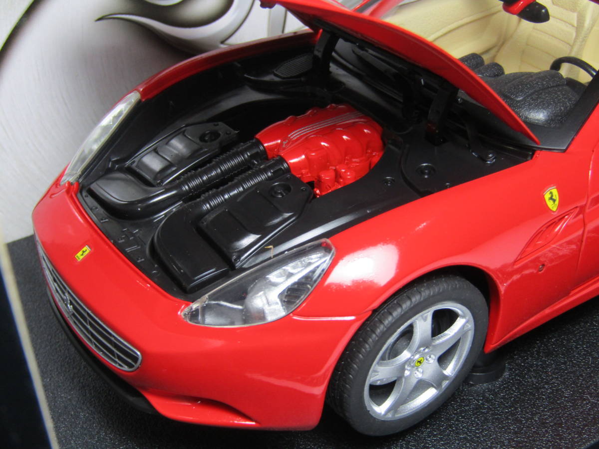 Ferrari California 1/18 フェラーリ カリフォルニア TOP取り外し可能 スパイダー 美品 カロッツェリア エンツォ ENZO マラネッロ F40 F50_画像4