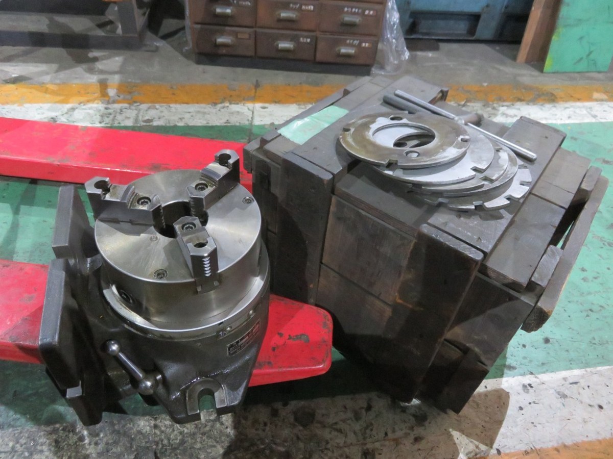 T2000042　NIKKEN　インデックス割出（5本）:2,3,4,6,12　チャック：Φ190mm　チャックハンドルあり