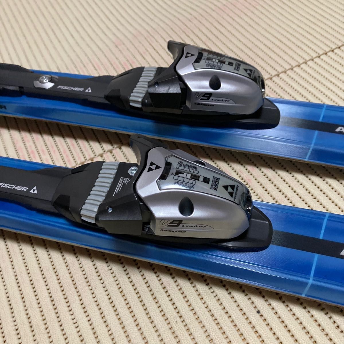 FISCHER AMC300 160cm & FISCHER /フィッシャー V9 カービング FISCHER AMC300 160cm & FISCHER /フィッシャー V9 カービング