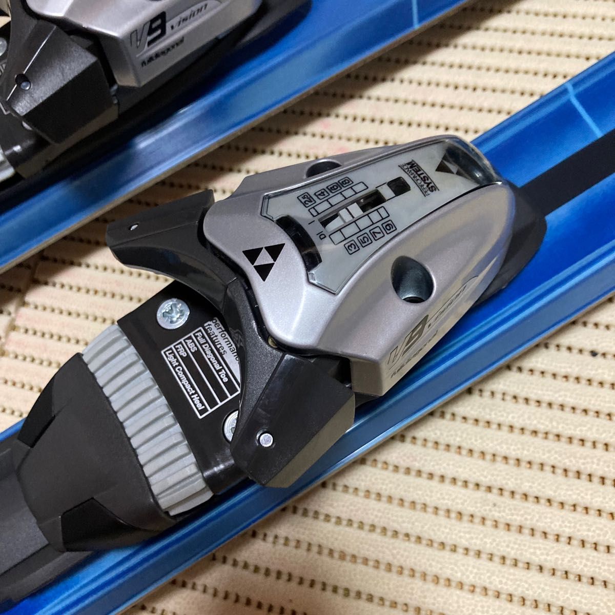 FISCHER AMC300 160cm & FISCHER /フィッシャー V9 カービング FISCHER AMC300 160cm & FISCHER /フィッシャー V9 カービング