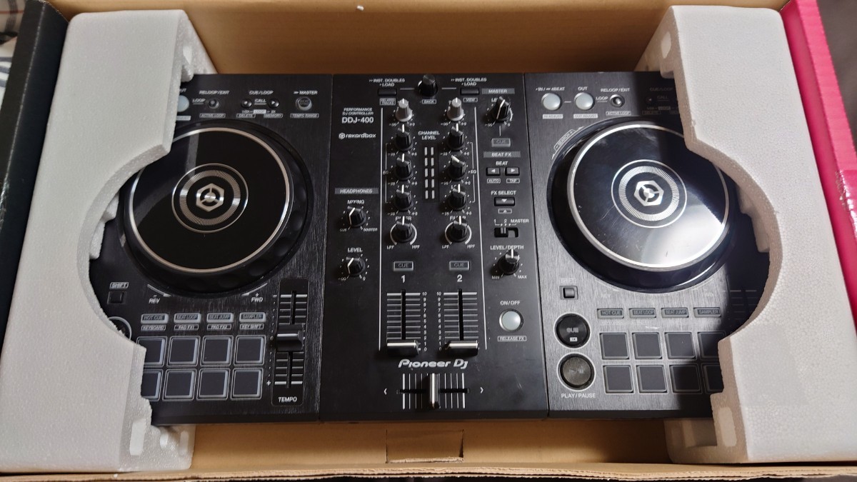 Pioneer DDJ-400 rekordboxライセンスキー、ケーブル付き(DJ