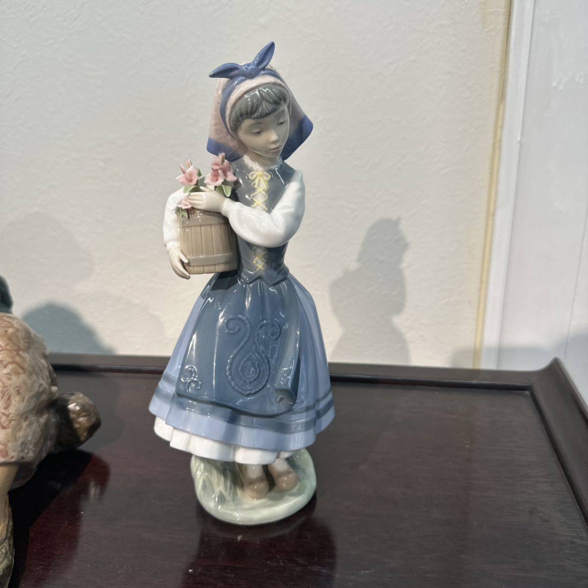 LLADRO リヤドロ 1416 レア　少女　花_画像1