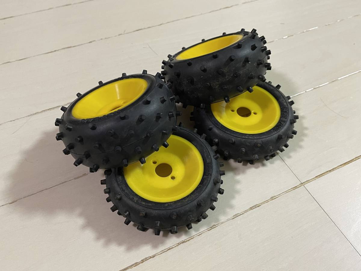 ヨコモ スーパードッグファイター用ホットラップス製 ホイール ヨコモ スーパードッグファイター用ホットラップス製 ホイール