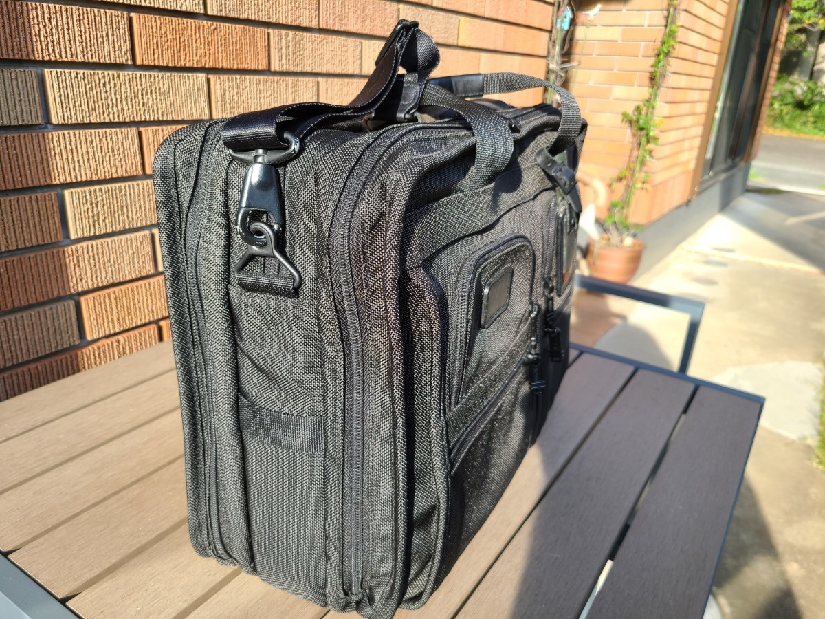 TUMI (トゥミ) Tumi【2674D3】ビジネスバッグ 黒 メンズ 2WAY コンピューター ブリーフケース大容量 ノートPC収納可 通勤 出張 美品 綺麗_画像8